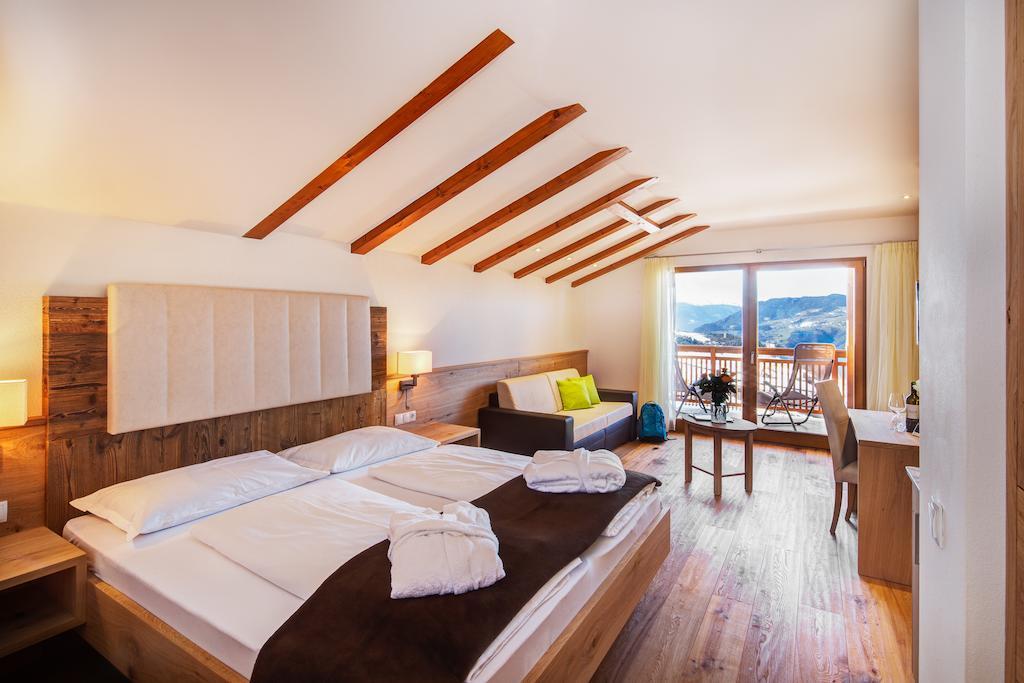 Hotel Gasthof Kircher Fie allo Sciliar Bilik gambar